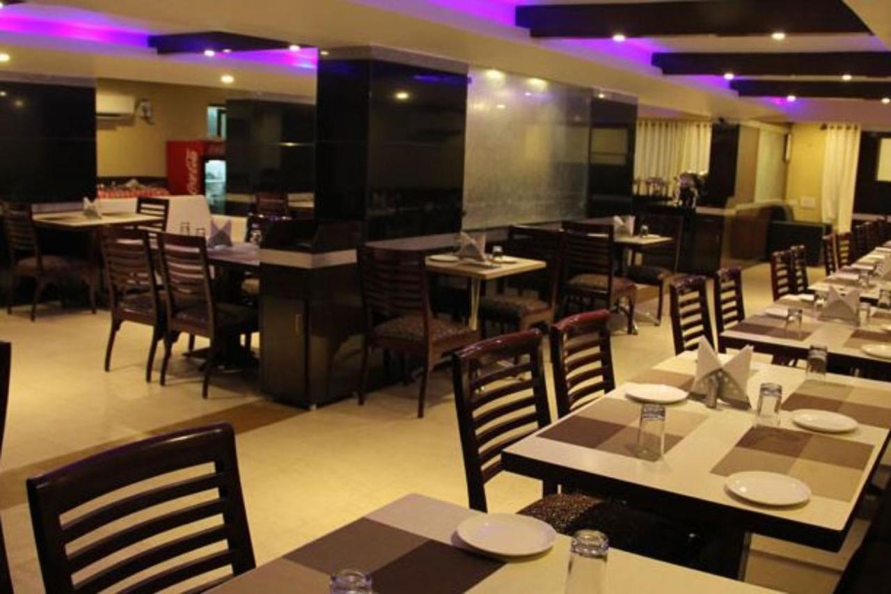 Hotel Parklane Hyderabad Exterior photo